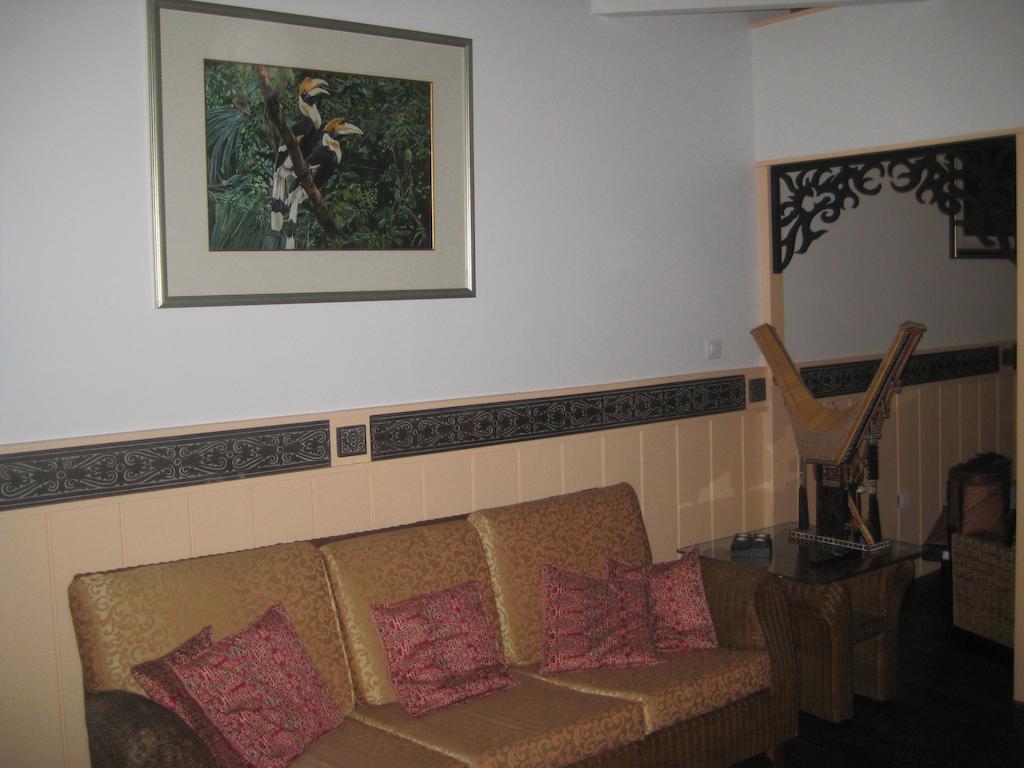 Selera Dunia Boutique Hotel Уиндуардсайд Екстериор снимка